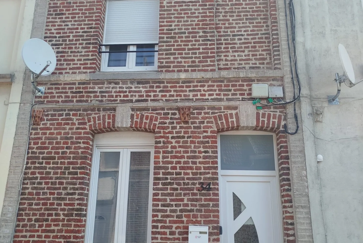 Belle maison mitoyenne de 140 m² à Valenciennes avec jardin et 4 chambres 