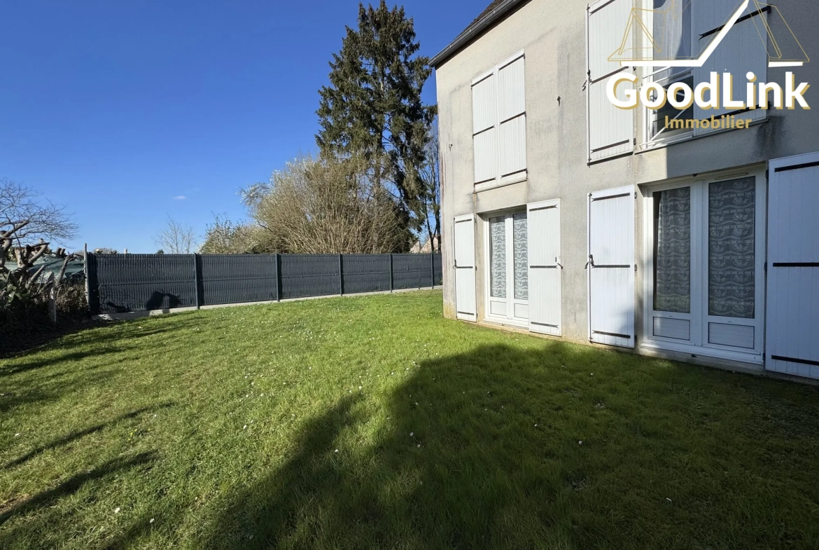 Appartement à vendre à Vert-Saint-Denis avec cave et parking, résidence calme 