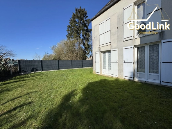 Appartement à vendre à Vert-Saint-Denis avec cave et parking, résidence calme