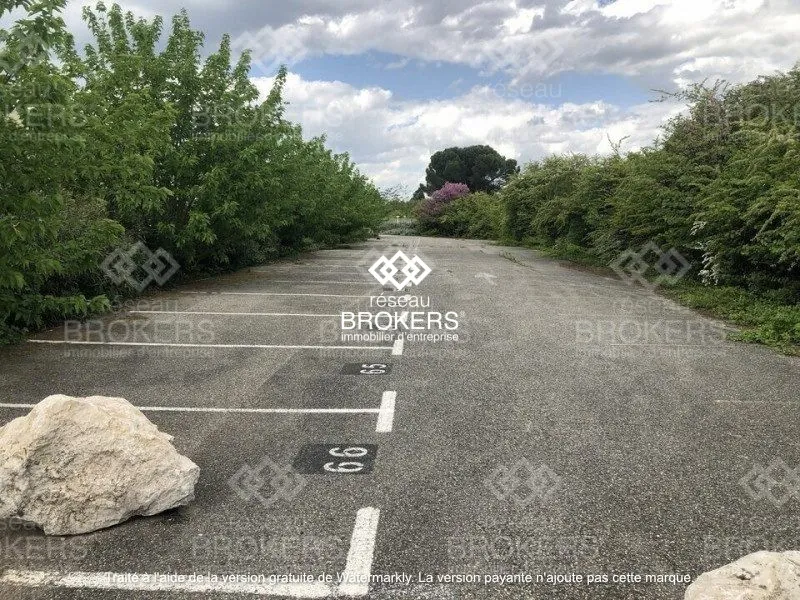Bureau à vendre de 173 m² à Valence, opportunité à rénover 