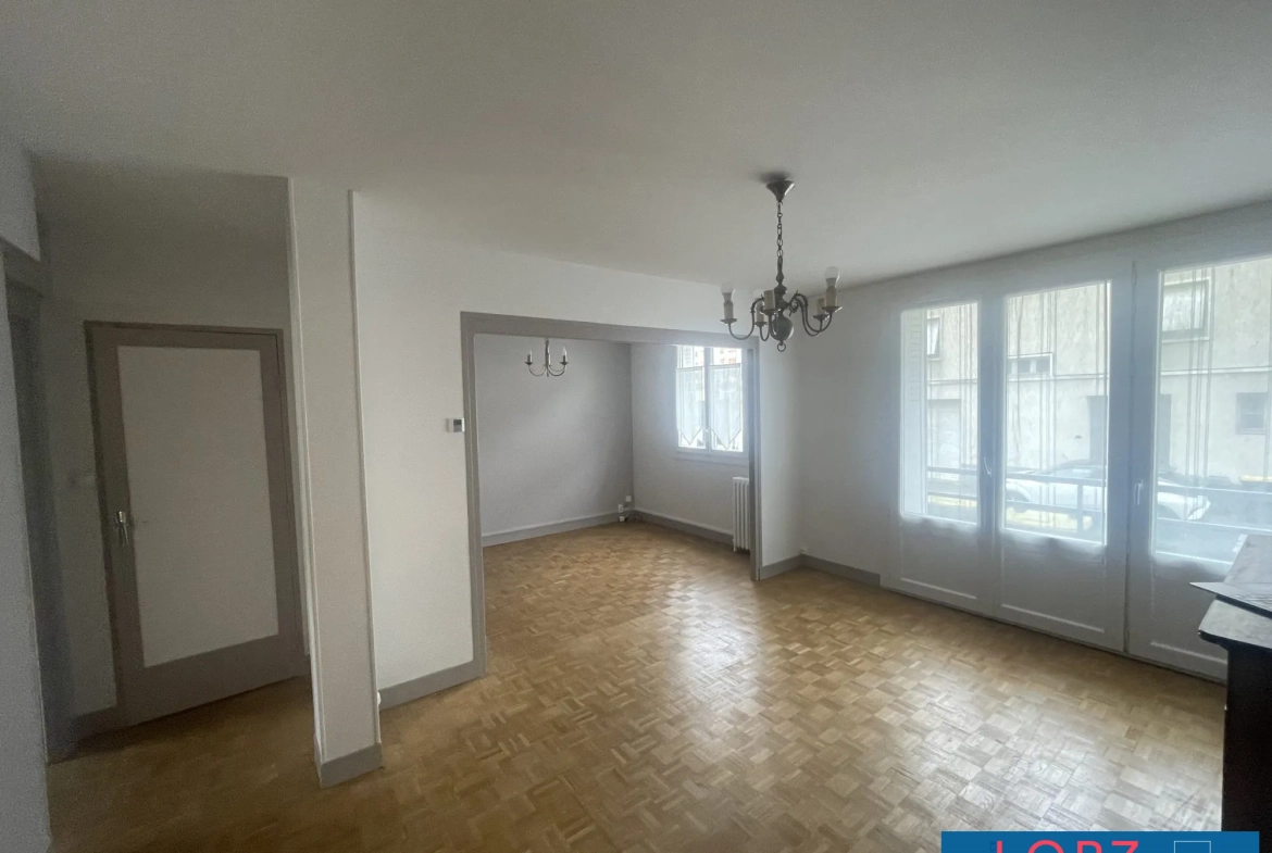 Appartement lumineux avec garage privé à Bourges - Résidence sécurisée 