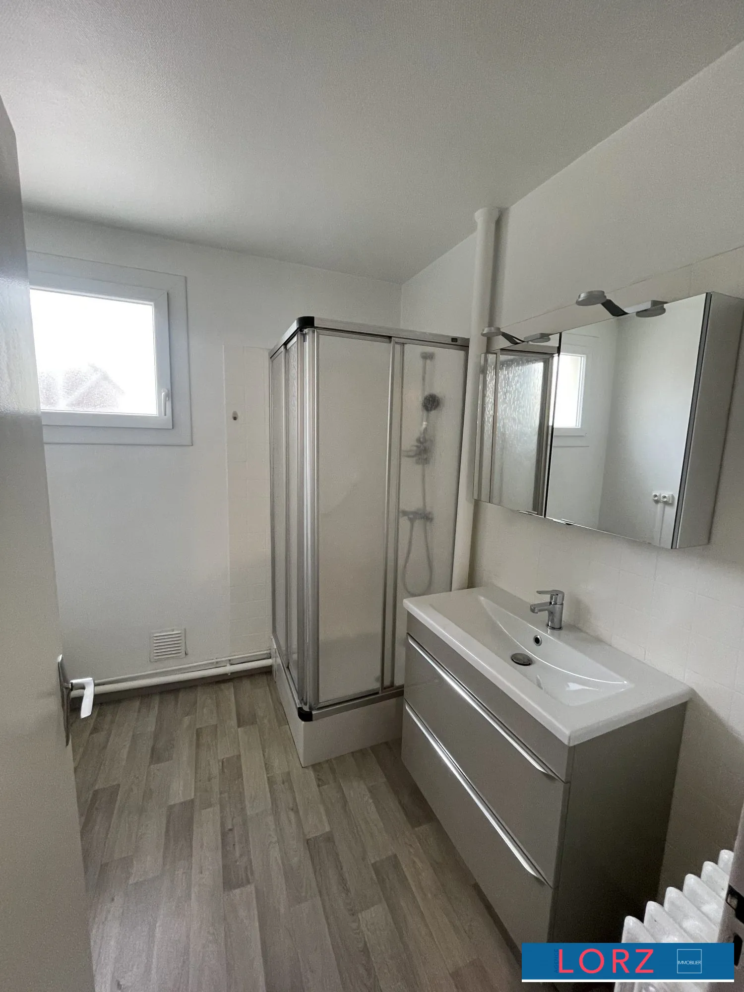 Appartement lumineux avec garage privé à Bourges - Résidence sécurisée 