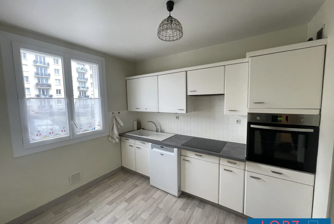 Appartement lumineux avec garage privé à Bourges - Résidence sécurisée 