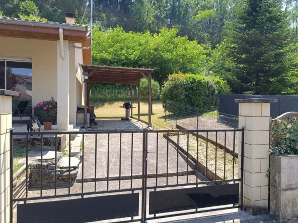Maison de plain-pied de 85 m² à Saint Nazaire en Royans, Drôme, proche Vercors