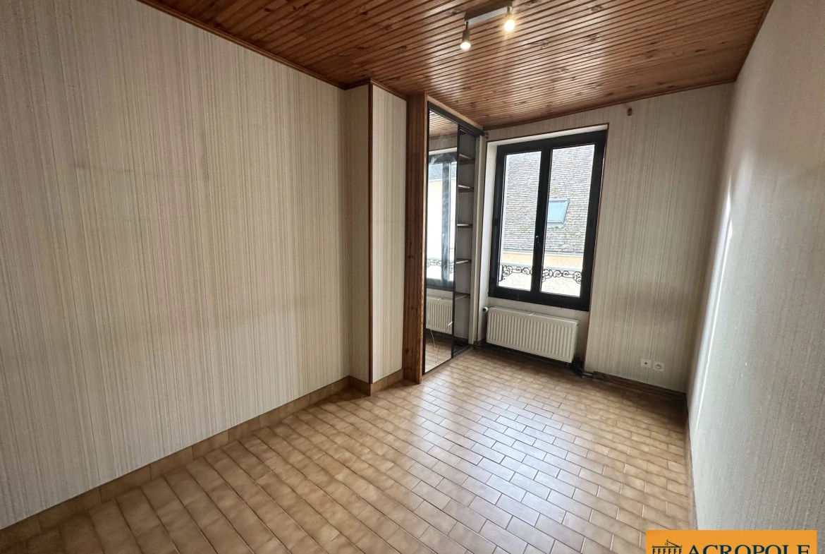 Maison de ville à vendre à Gien - 50m² idéale premier achat ou investissement 