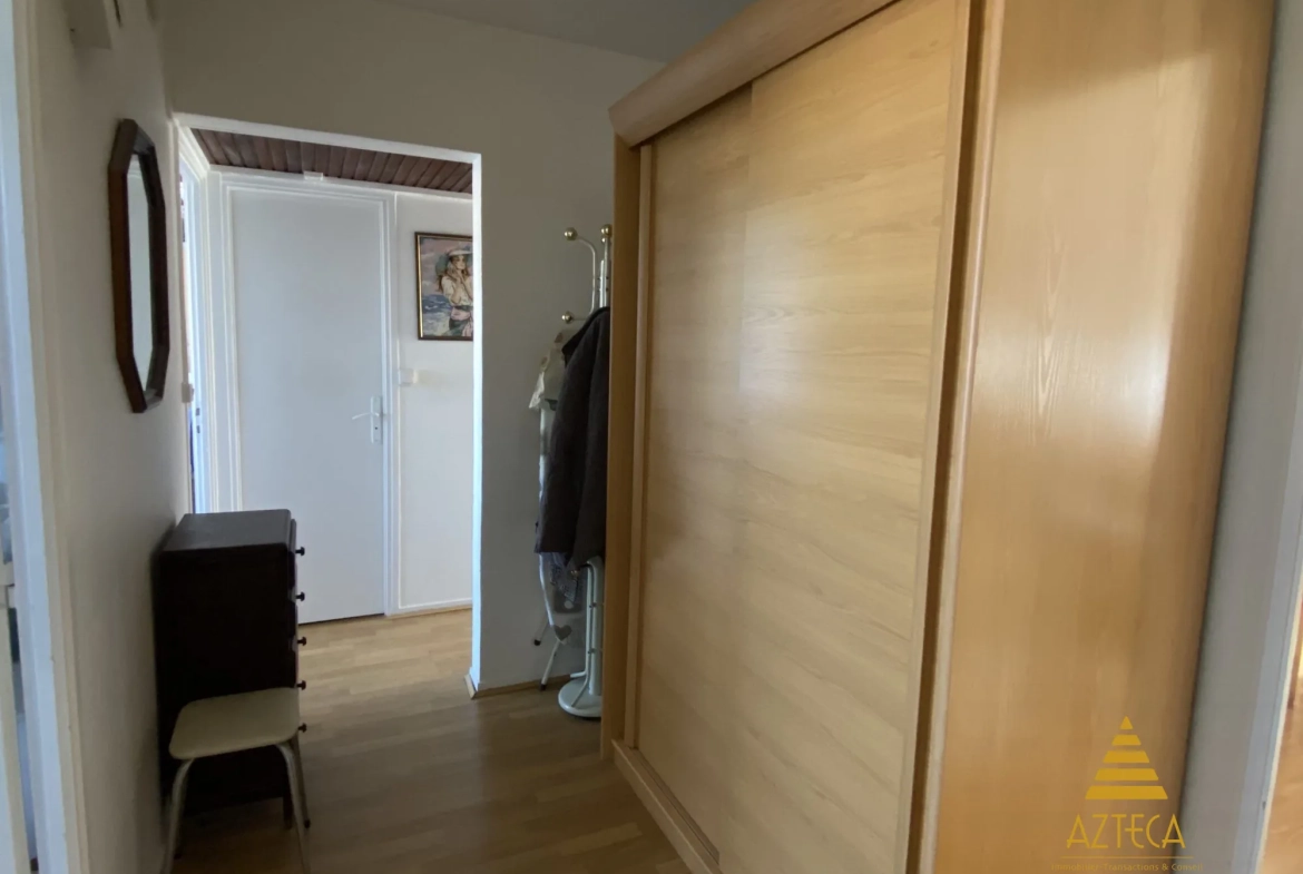Appartement T3 à Cambrai avec garage, idéal pour investissement ou résidence principale 