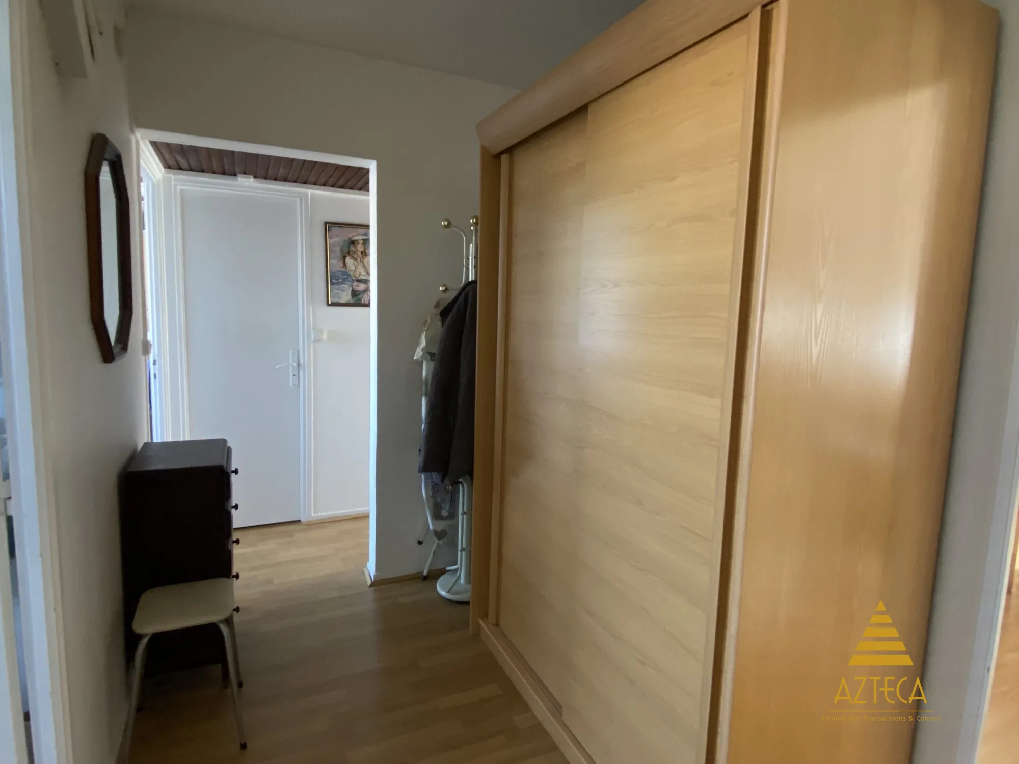 Appartement T3 à Cambrai avec garage, idéal pour investissement ou résidence principale 