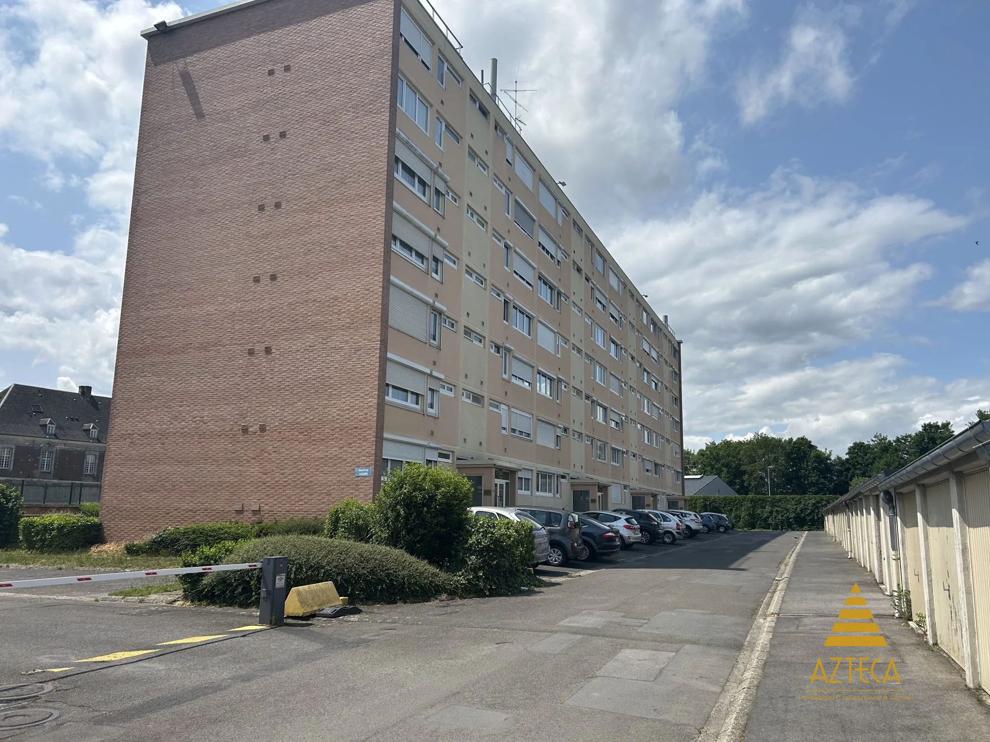 Appartement T3 à Cambrai avec garage, idéal pour investissement ou résidence principale 