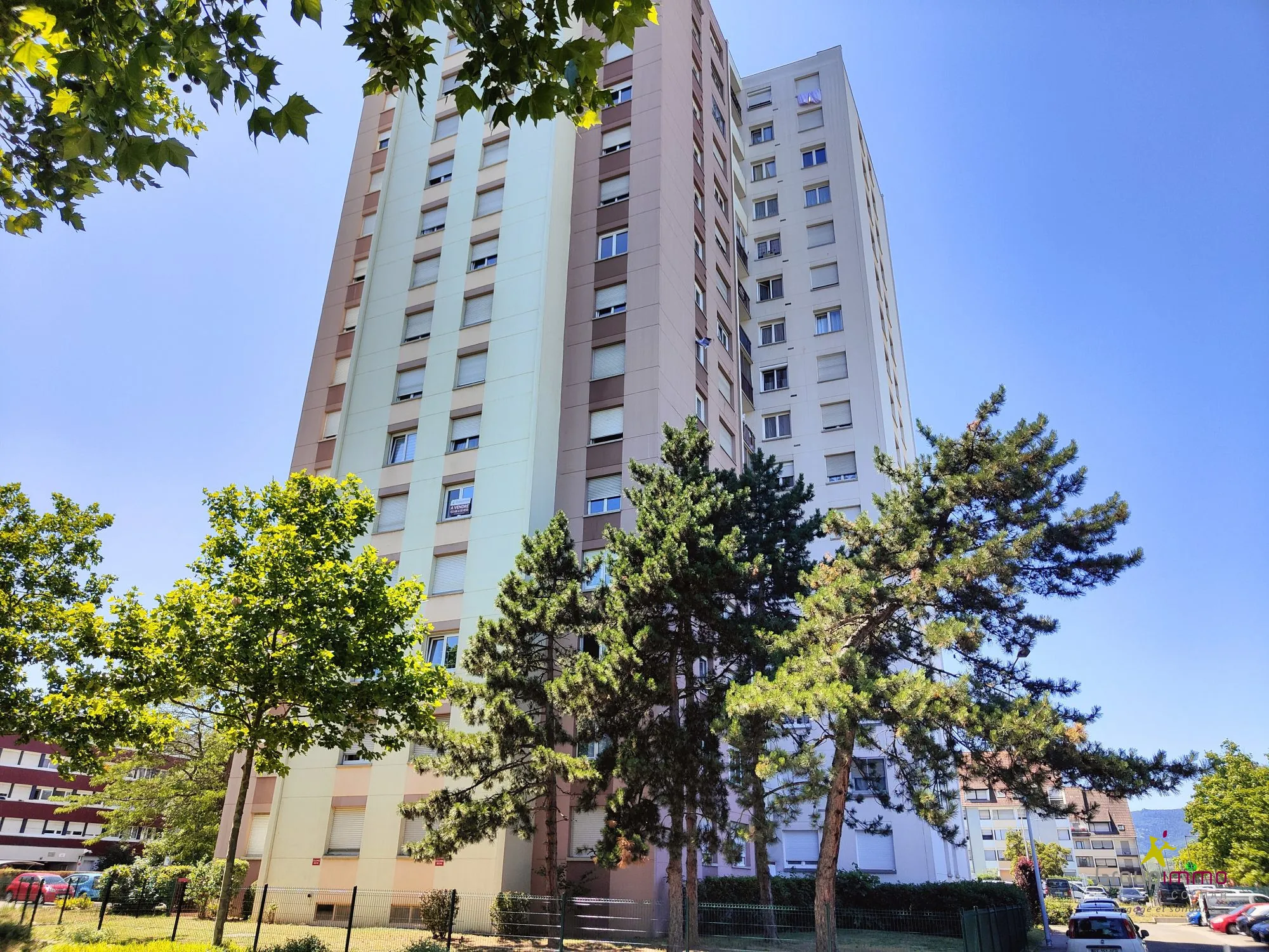Appartement 4 pièces à vendre à Colmar avec cave et parking 