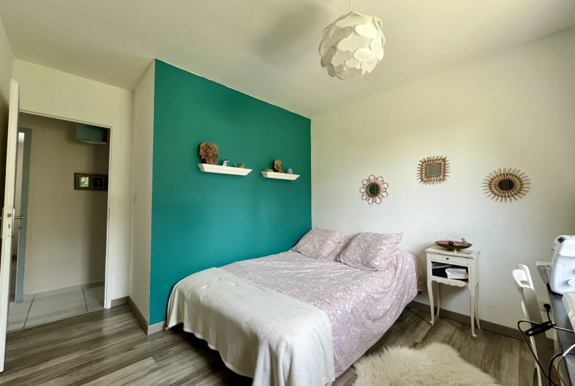 Villa moderne avec jardin arboré, piscine et garage à Lavaur - Saint Paul Cap de Joux 