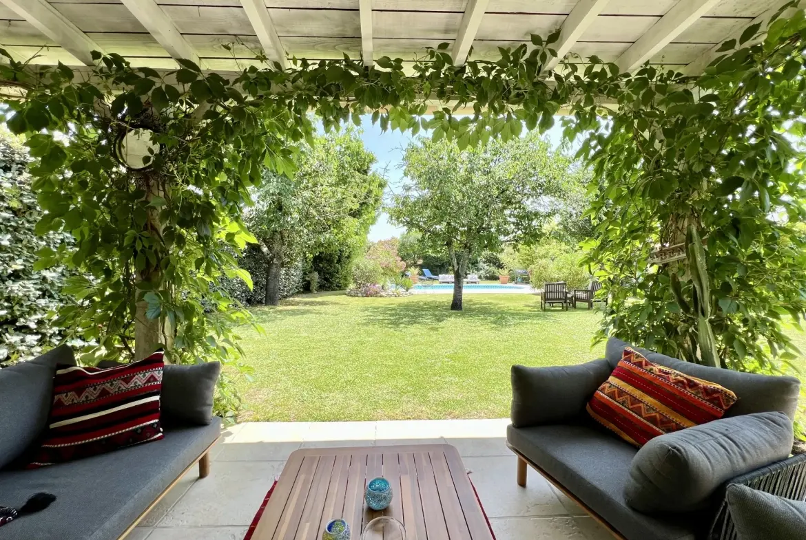 Villa moderne avec jardin arboré, piscine et garage à Lavaur - Saint Paul Cap de Joux 