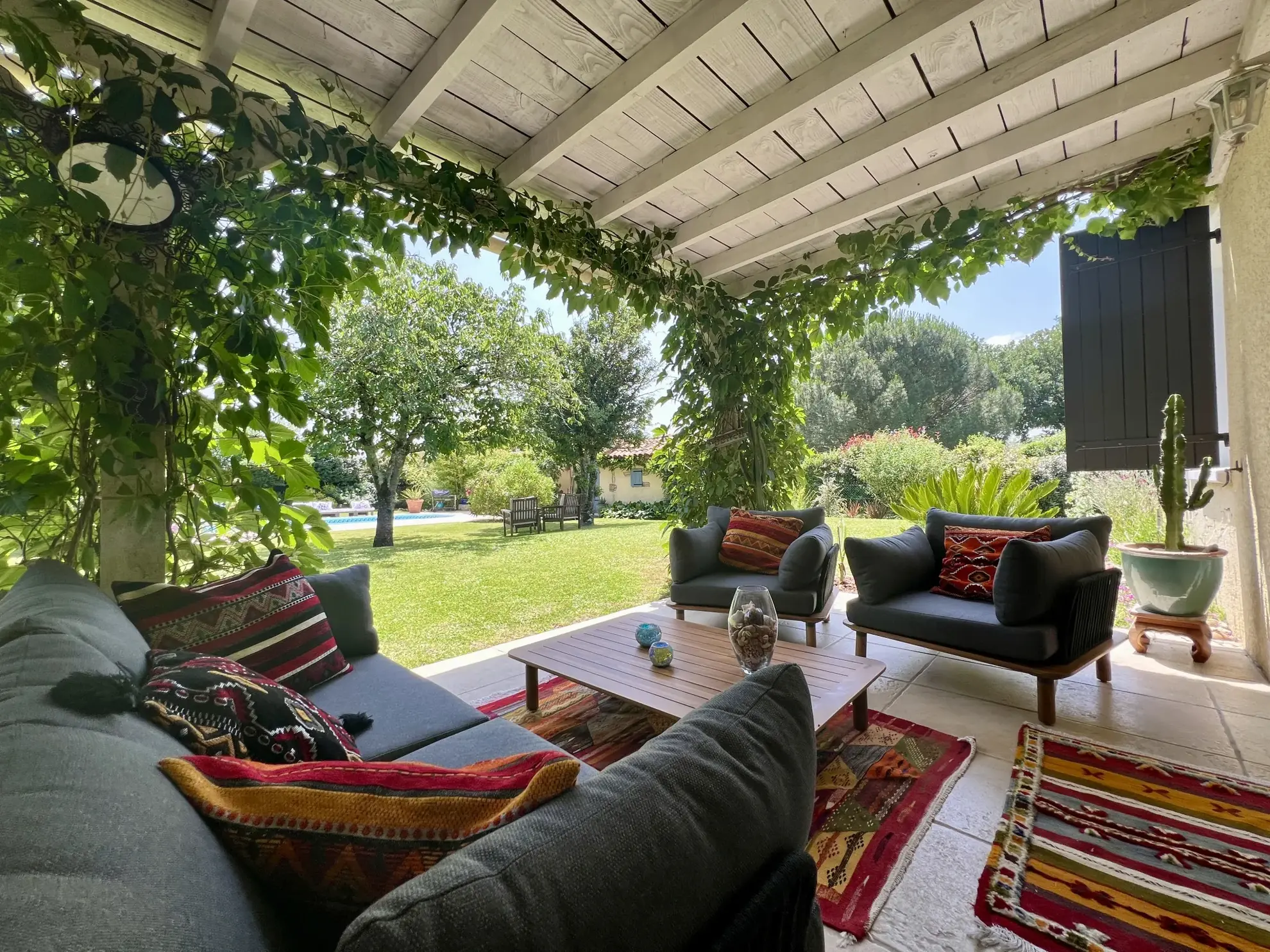 Villa moderne avec jardin arboré, piscine et garage à Lavaur - Saint Paul Cap de Joux 
