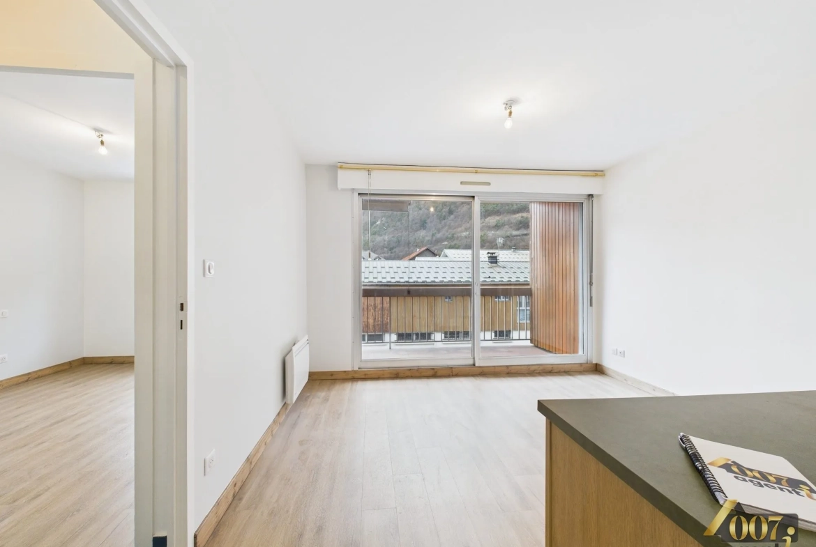 Achat Appartement T2 à Mouters – 36,35 m² avec balcon et cave 