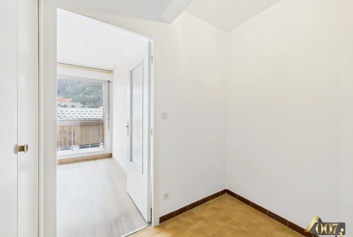 Achat Appartement T2 à Mouters – 36,35 m² avec balcon et cave 