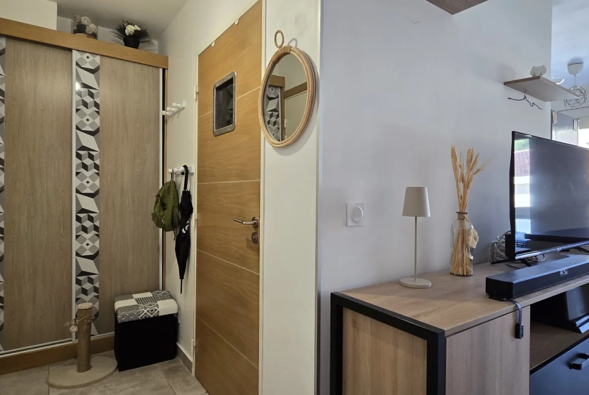 Appartement duplex lumineux de 47m² avec terrasse à Vitrolles 