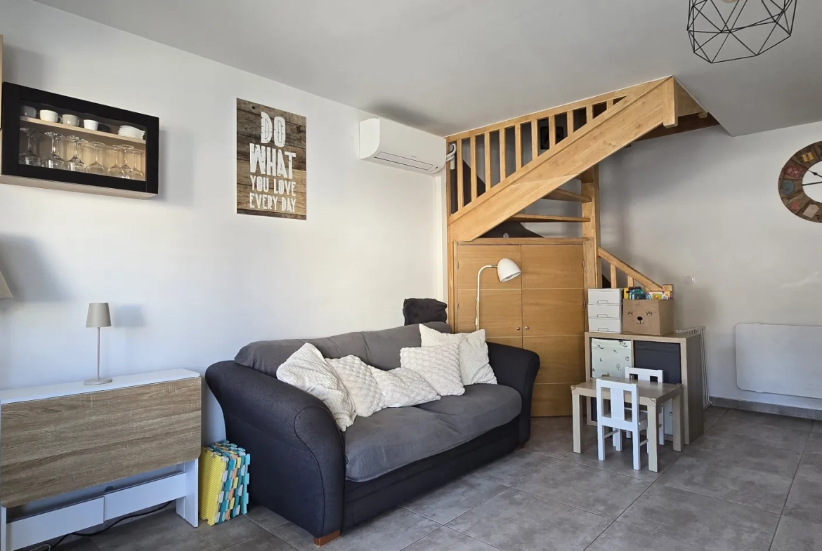 Appartement duplex lumineux de 47m² avec terrasse à Vitrolles 