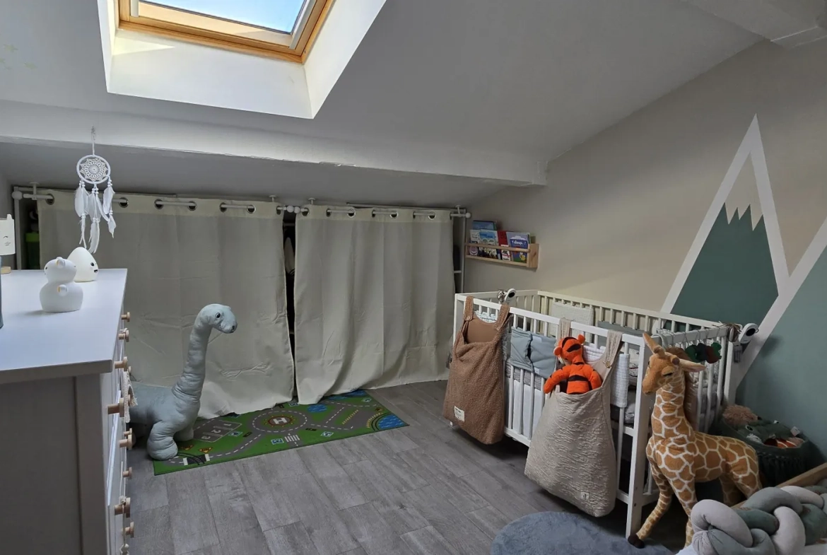 Appartement duplex lumineux de 47m² avec terrasse à Vitrolles 
