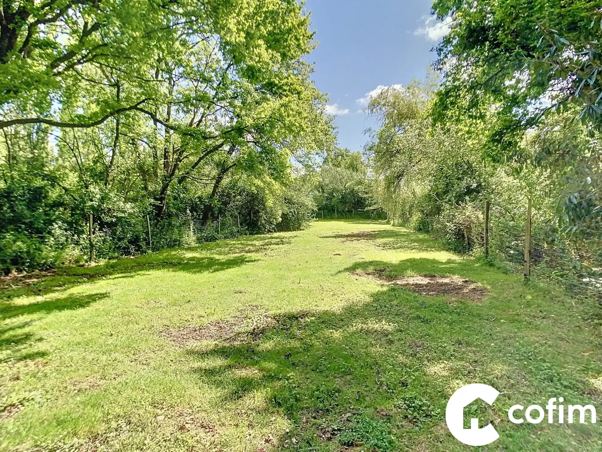 Maison rénovée 118 m² avec terrain de 2300 m² proche Garlin 
