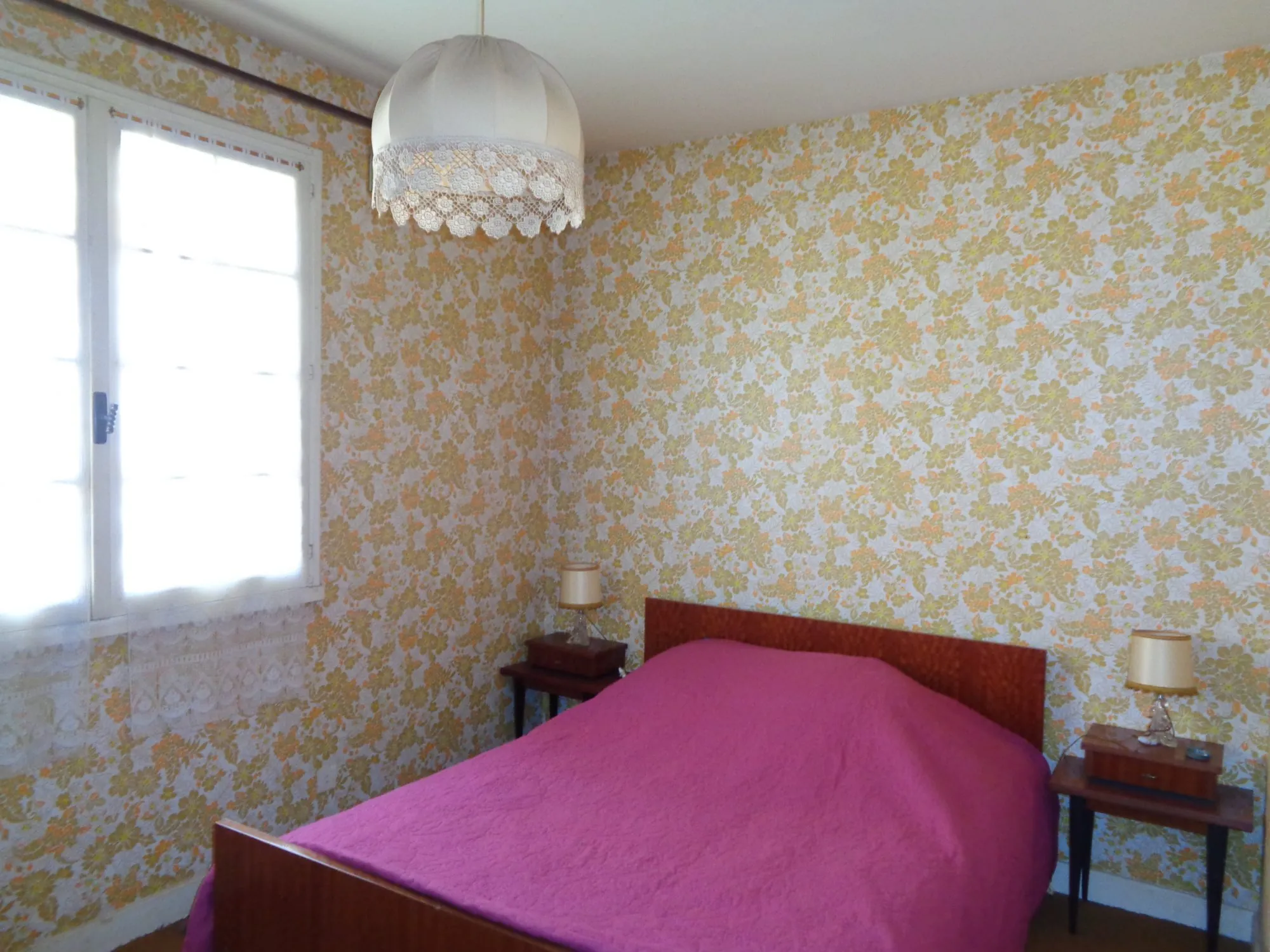 Maison familiale 200 m² avec grandes dépendances à Chantelle 