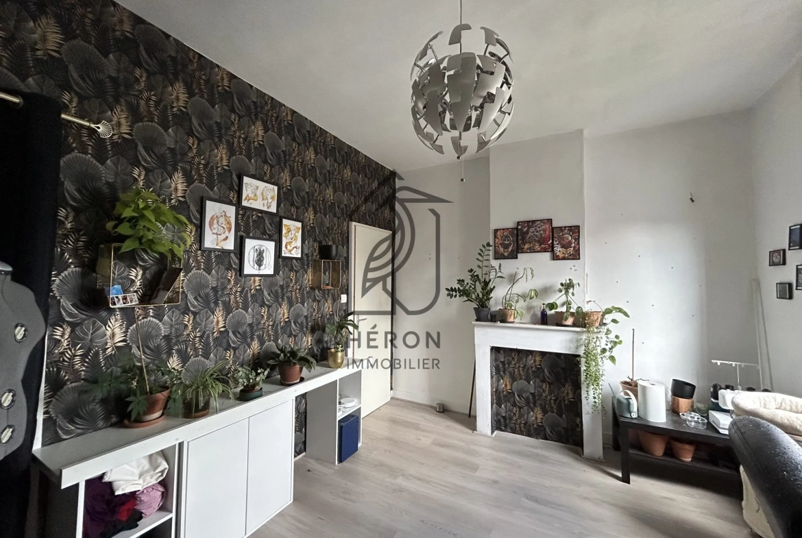 Grande maison proche Valenciennes de 170 m² avec extérieur orienté sud-ouest à vendre 