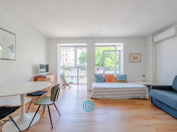 Studio lumineux de 30 m² avec balcon à Marseille secteur Hôtel de Ville