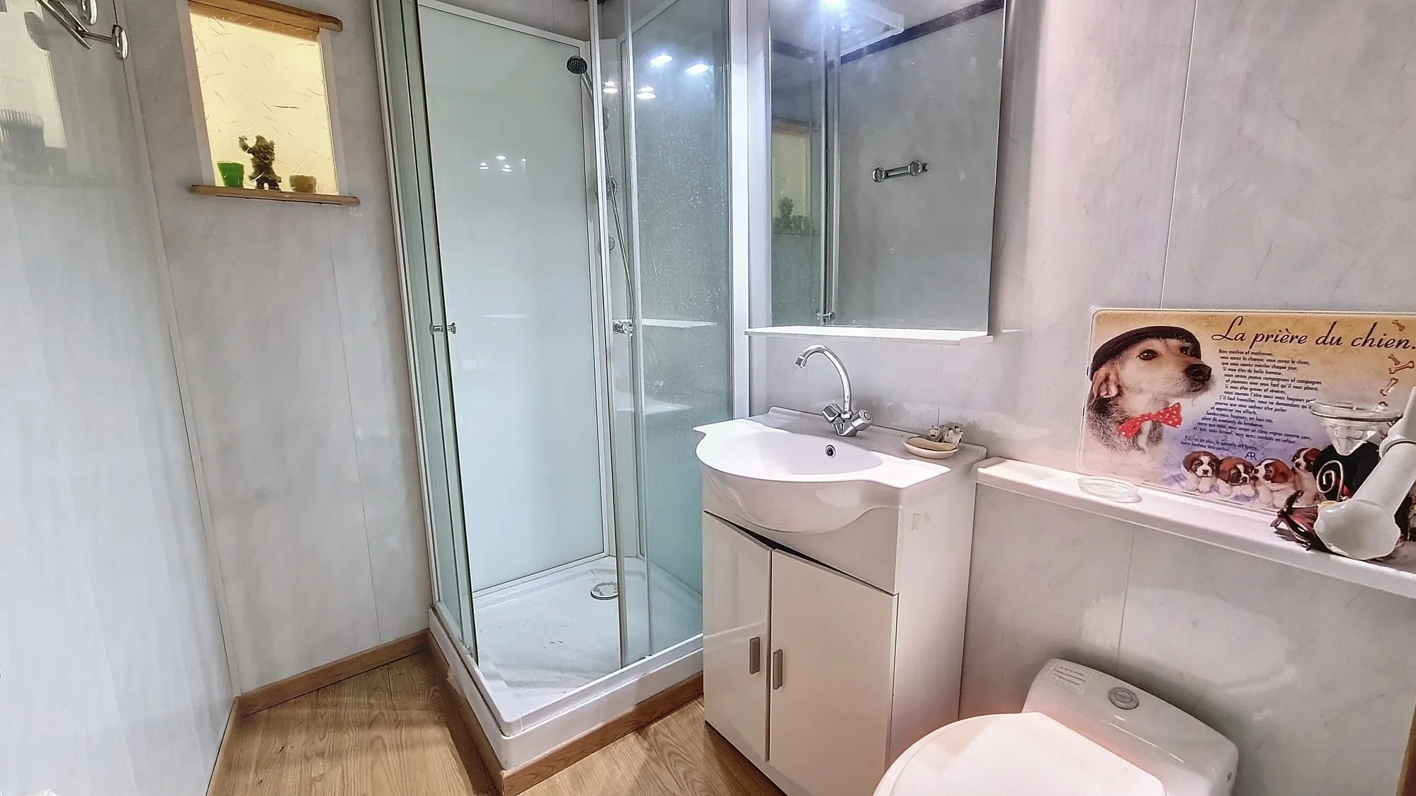 Immeuble à vendre à Carpentras, centre-ville, 275 m² avec deux appartements 