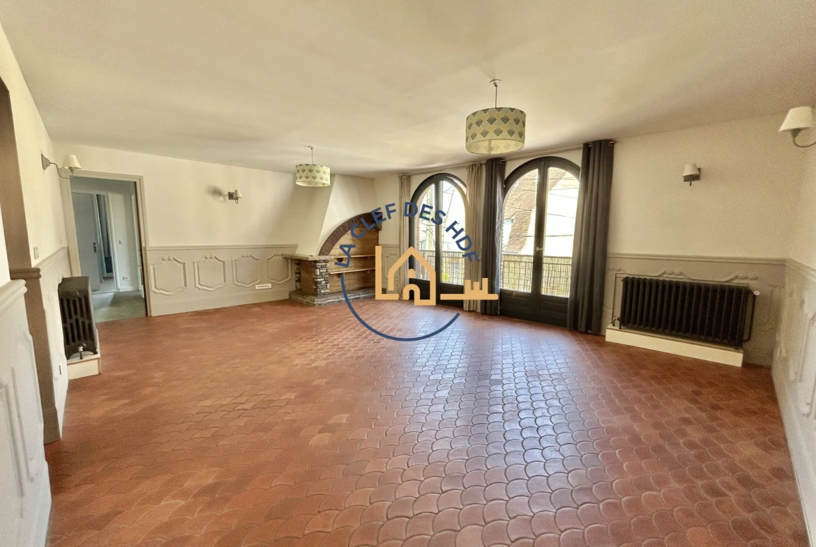 Appartement de 116 m² à vendre à Lens - 4 chambres, balcon, cave, faible charges 