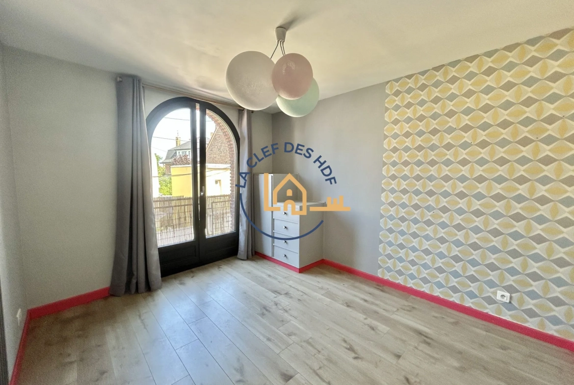 Appartement de 116 m² à vendre à Lens - 4 chambres, balcon, cave, faible charges 