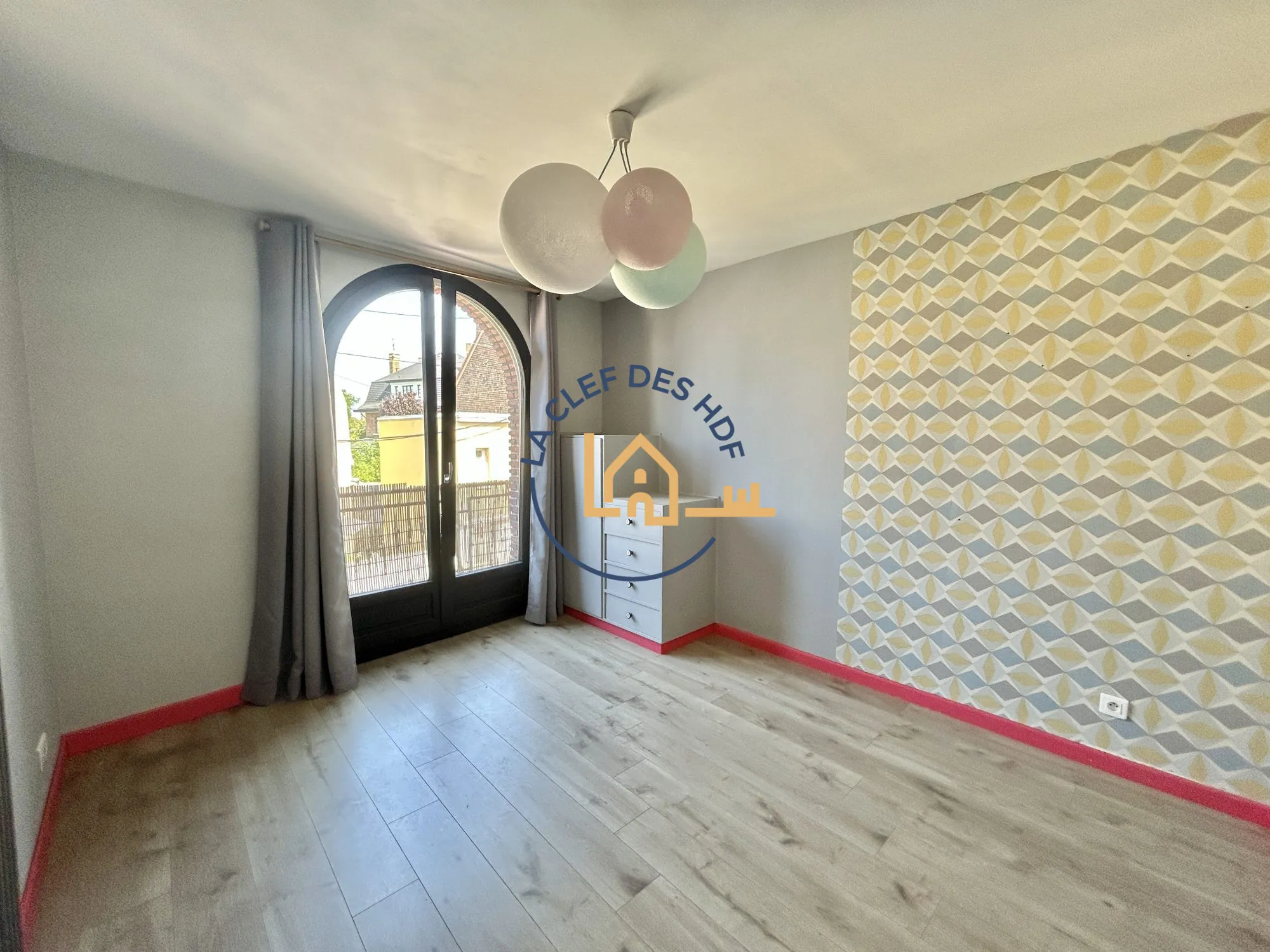 Appartement de 116 m² à vendre à Lens - 4 chambres, balcon, cave, faible charges 