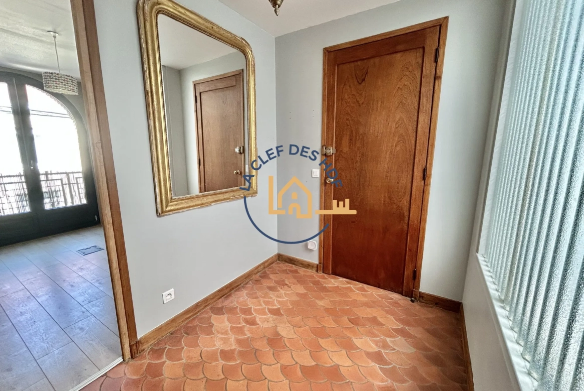 Appartement de 116 m² à vendre à Lens - 4 chambres, balcon, cave, faible charges 