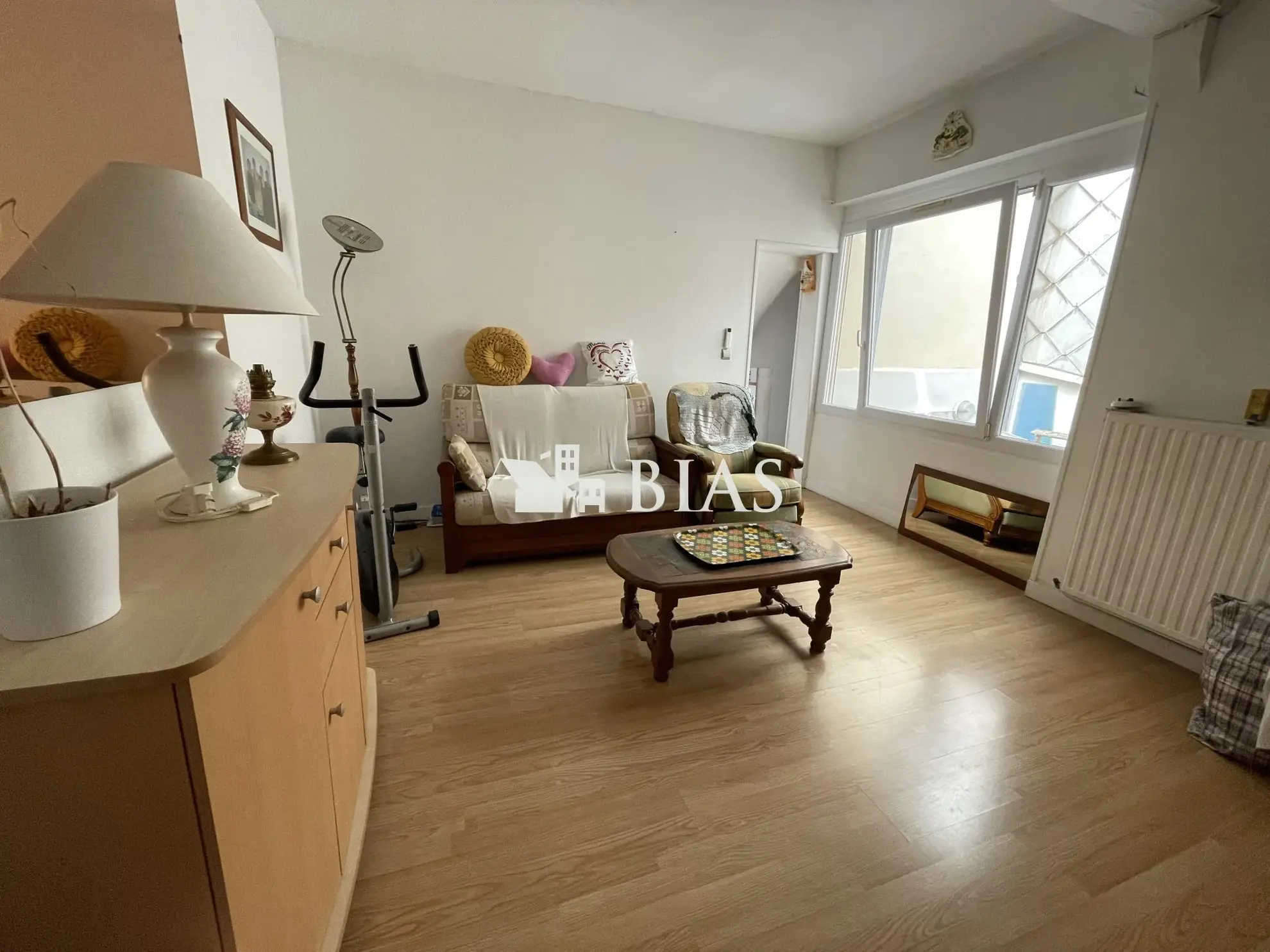 Maison de ville avec terrasse au cœur de Beaumont-le-Roger 
