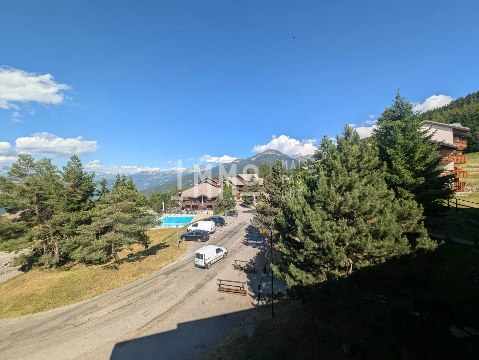Studio duplex à Montalbert – Vue panoramique, ski aux pieds, résidence Christiana 