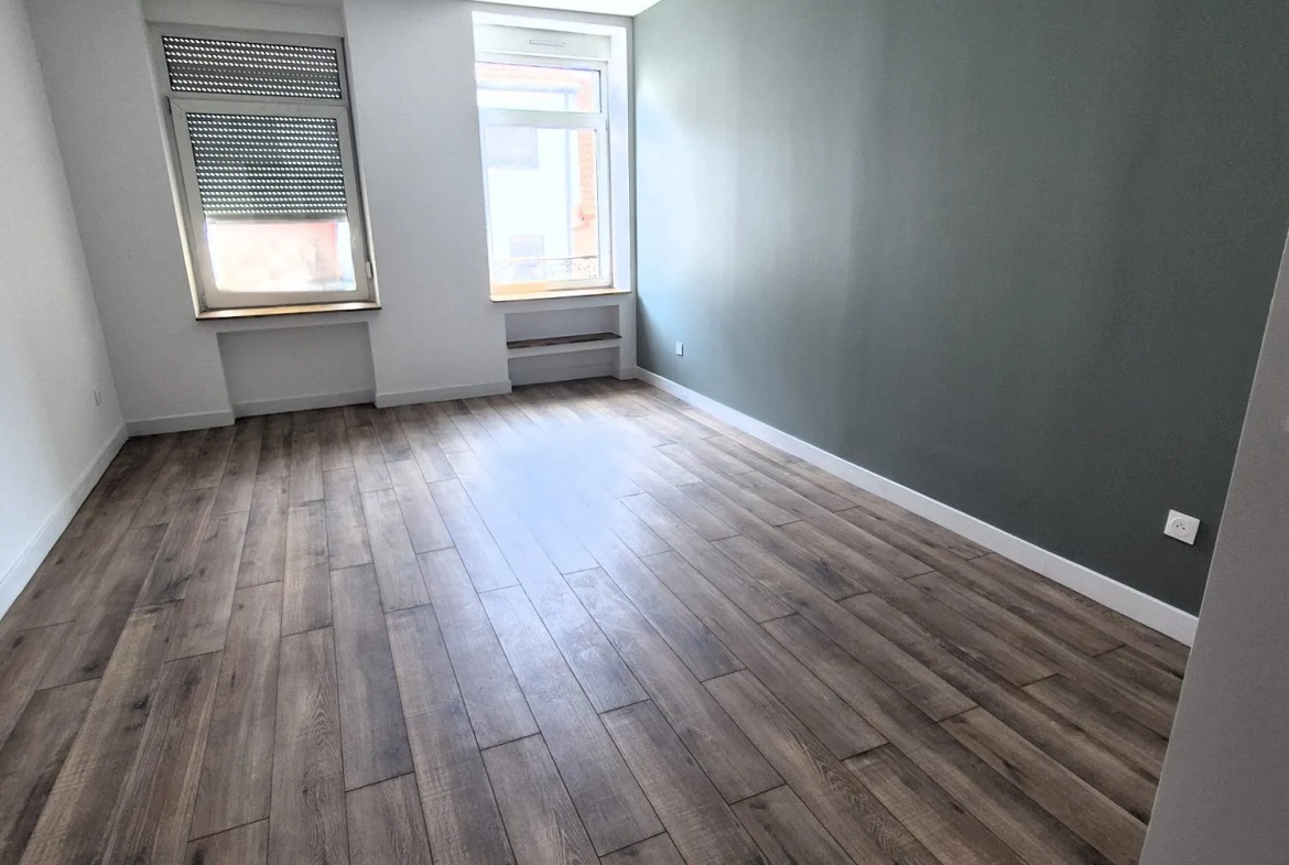 séjour Appartement T2 de prestige à Sarreguemines, centre-ville, rénové en 2025 