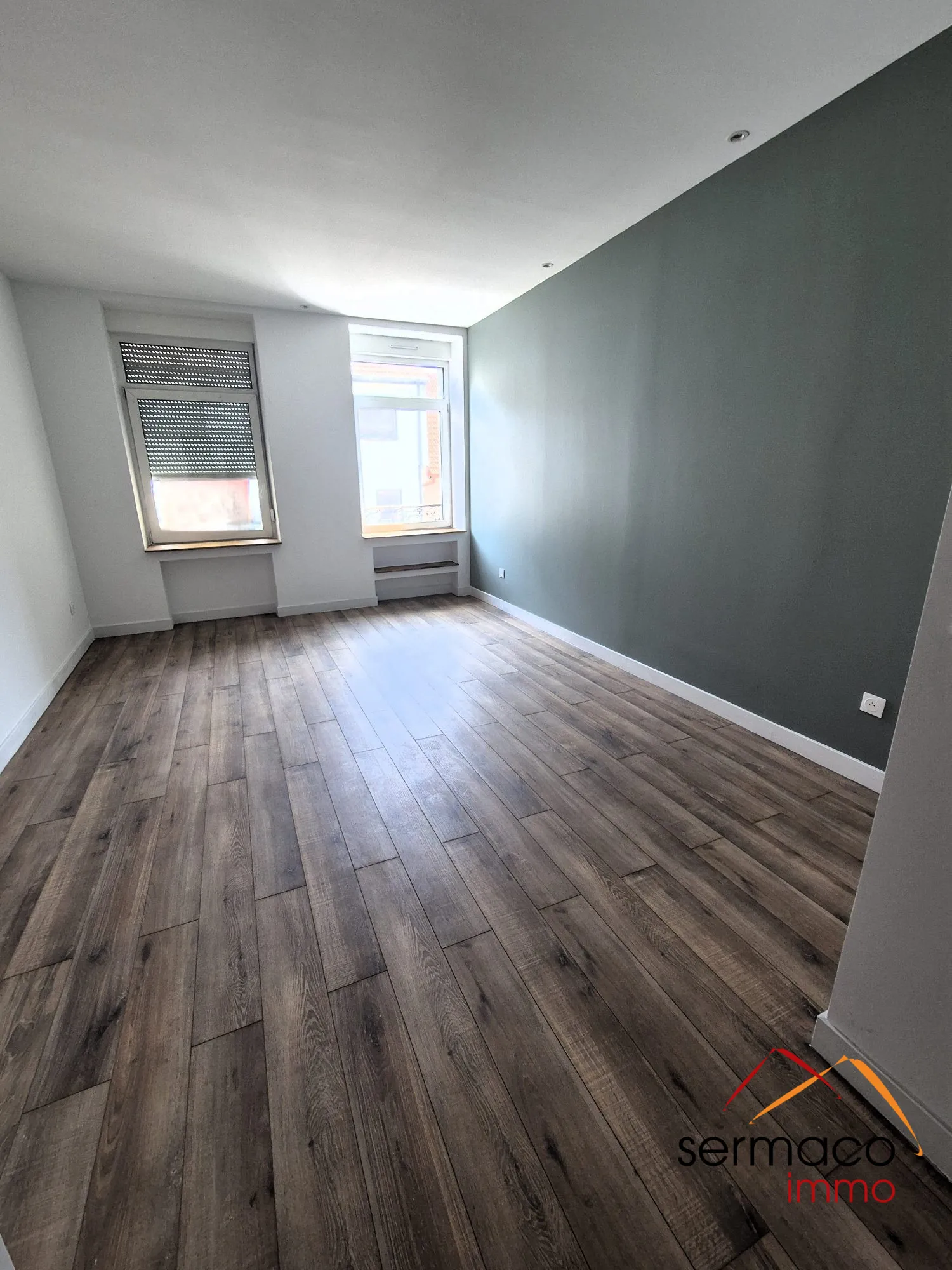 séjour Appartement T2 de prestige à Sarreguemines, centre-ville, rénové en 2025 