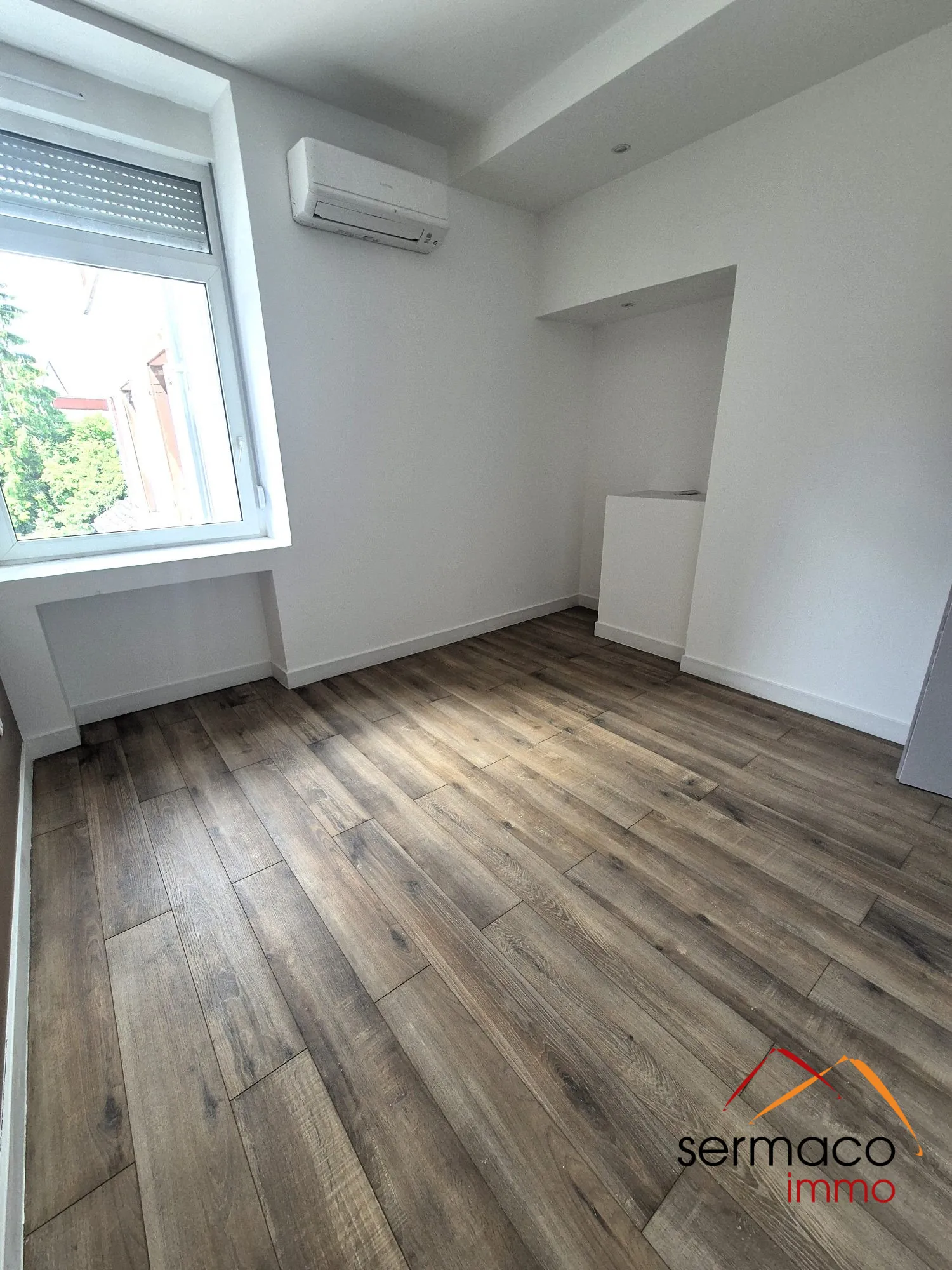 chambre Appartement T2 de prestige à Sarreguemines, centre-ville, rénové en 2025 