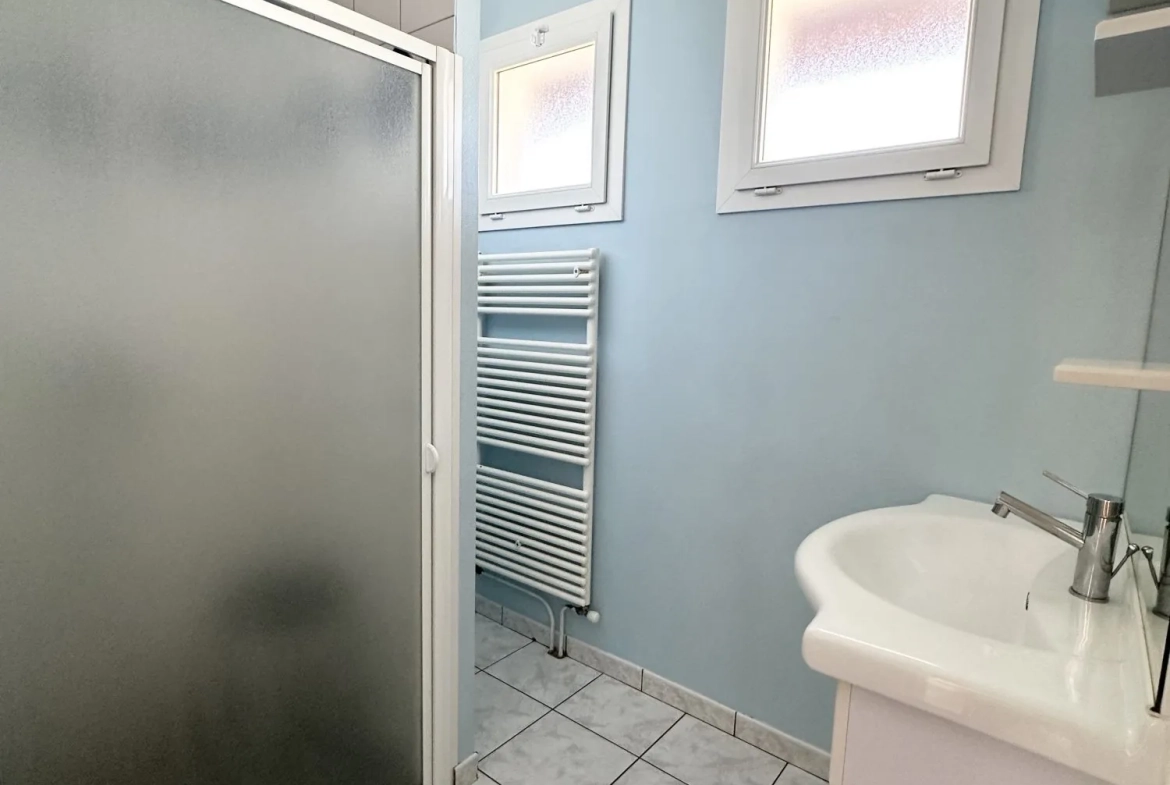 Maison rénovée avec sous-sol et jardin à Pargny-sur-Saulx 