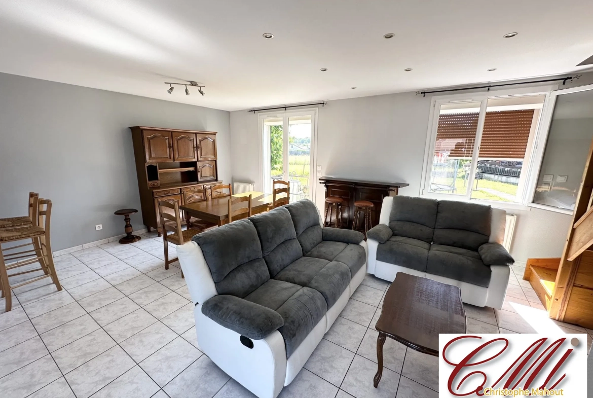 Maison rénovée avec sous-sol et jardin à Pargny-sur-Saulx 