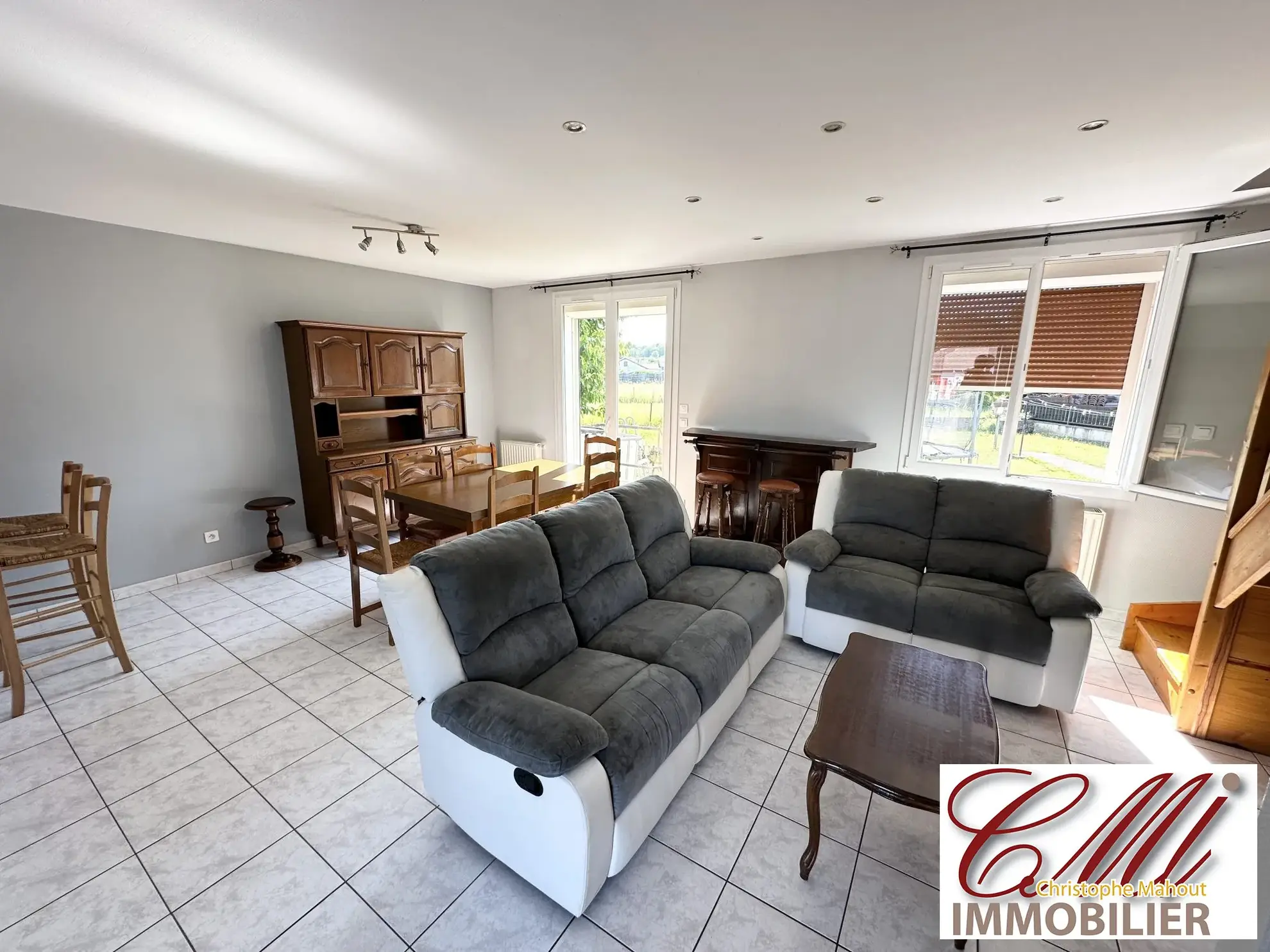 Maison rénovée avec sous-sol et jardin à Pargny-sur-Saulx 