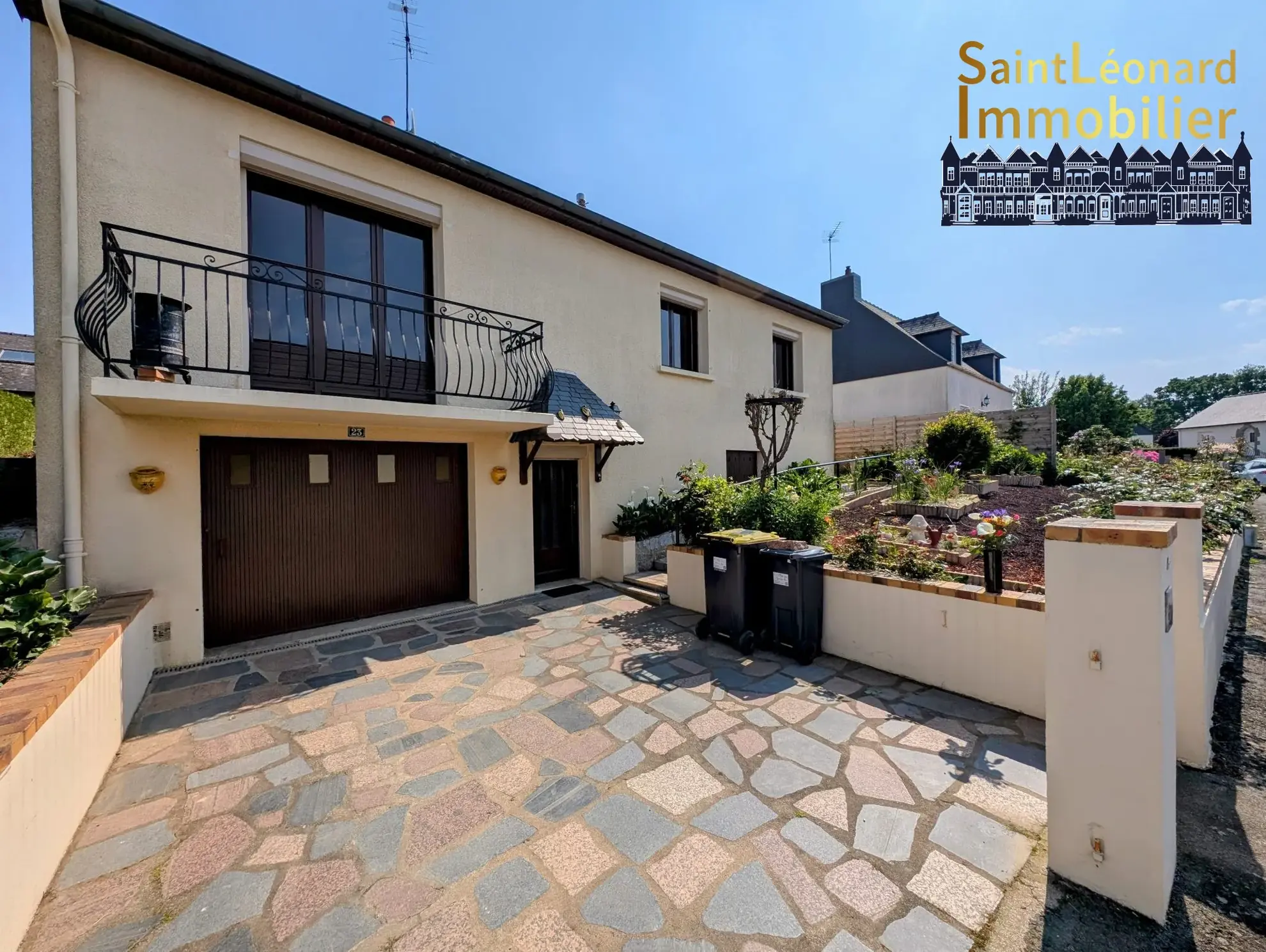 Maison familiale de 81 m² avec terrain de 425 m² à Beaucé - Charmante propriété à vendre 