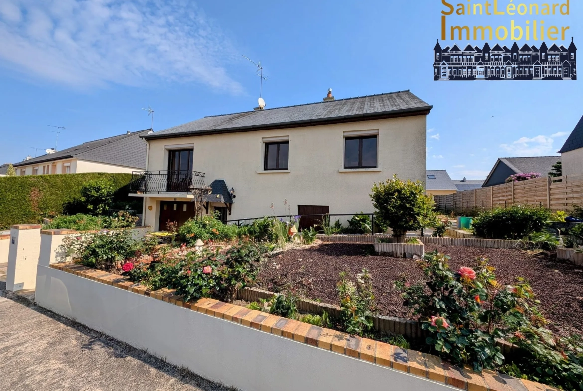 Maison familiale de 81 m² avec terrain de 425 m² à Beaucé - Charmante propriété à vendre 