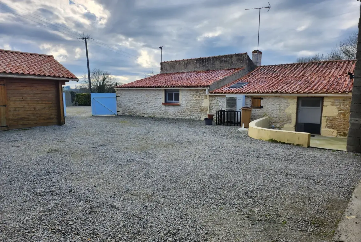 Maison rénovée avec vue sur marais, 3 chambres, dépendances, proche des plages vendéennes 