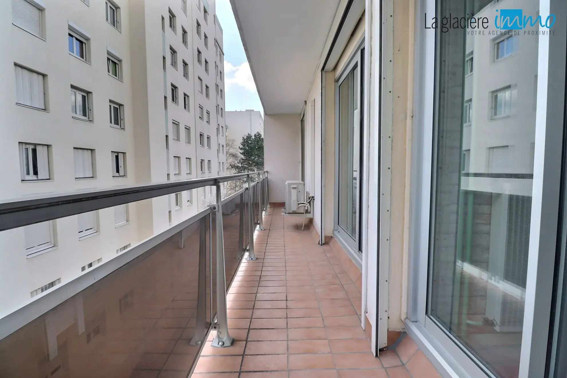 Appartement 3 pièces de 79 m² à vendre à Clermont-Ferrand Nord avec balcon 