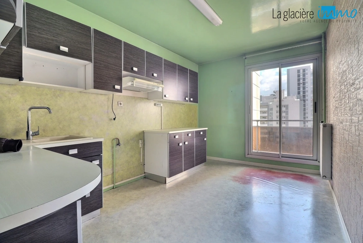 Appartement 3 pièces de 79 m² à vendre à Clermont-Ferrand Nord avec balcon 