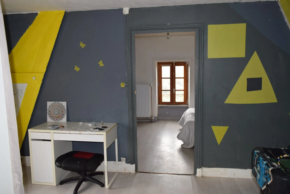 Maison à vendre à Iguerande de 135 m² avec 4 chambres et terrasse sans vis-à-vis 