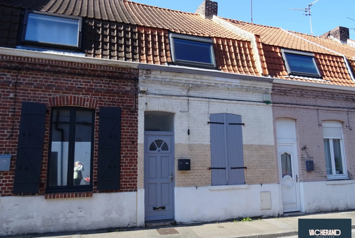 Maison de ville à vendre à Croix proche Saint Pierre 