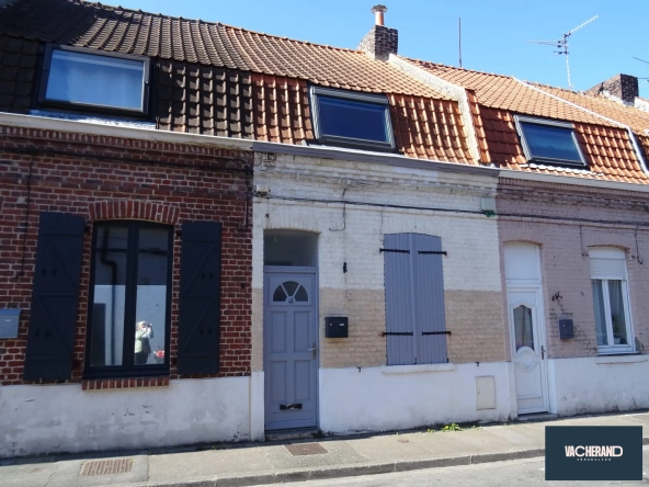Maison de ville à vendre à Croix proche Saint Pierre
