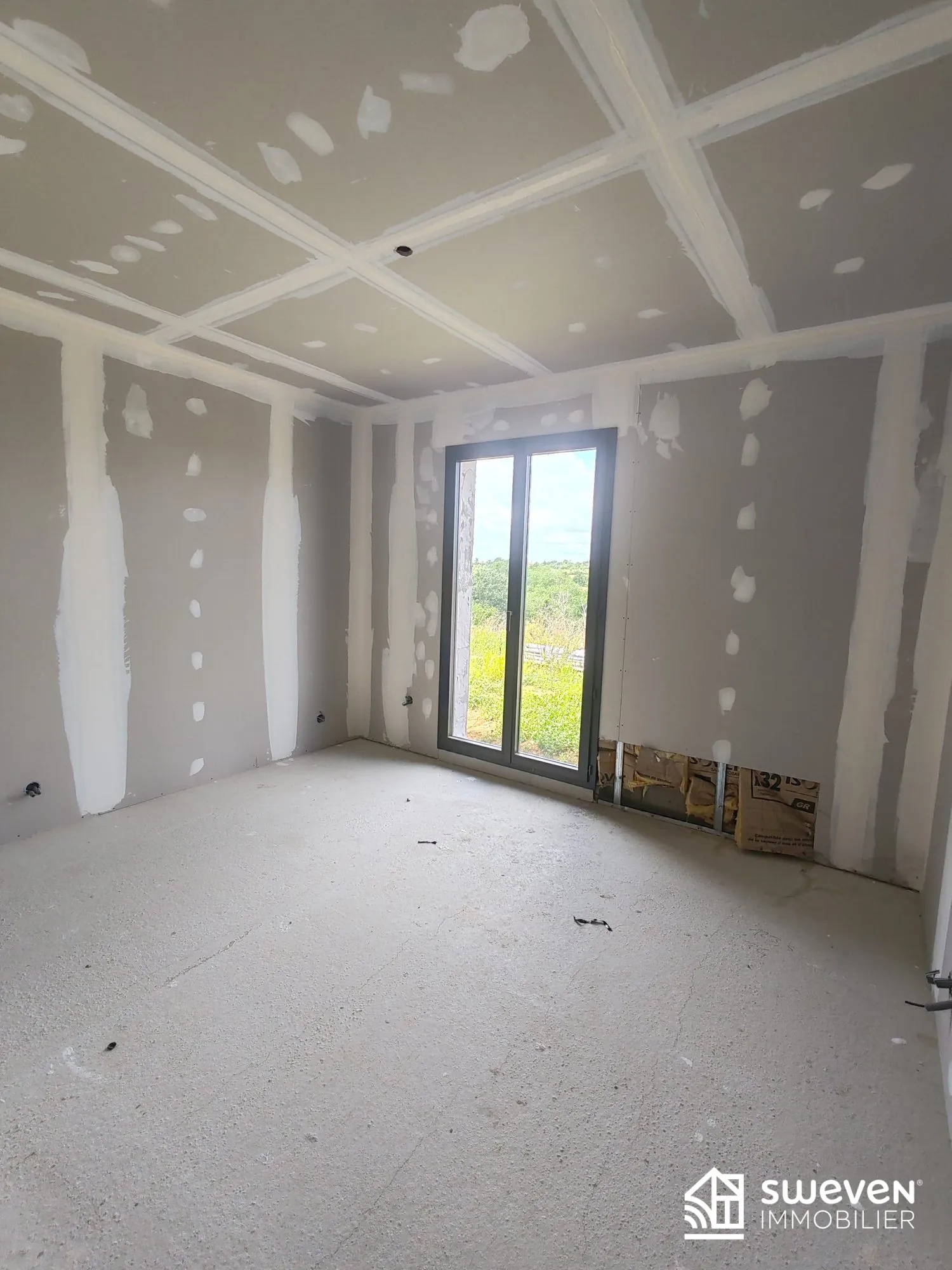 Maison construite en 2024 à terminer avec grand terrain à Lilhac (31230) 