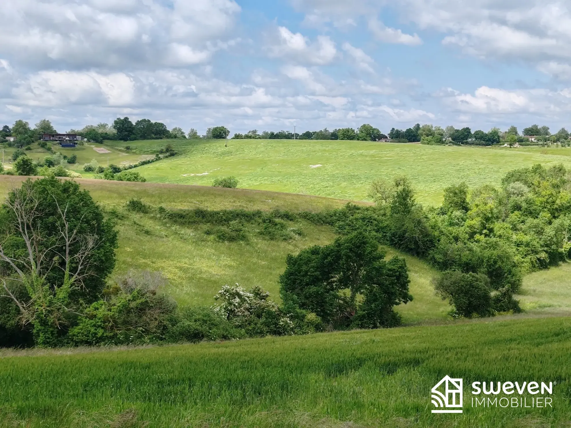 Maison construite en 2024 à terminer avec grand terrain à Lilhac (31230) 