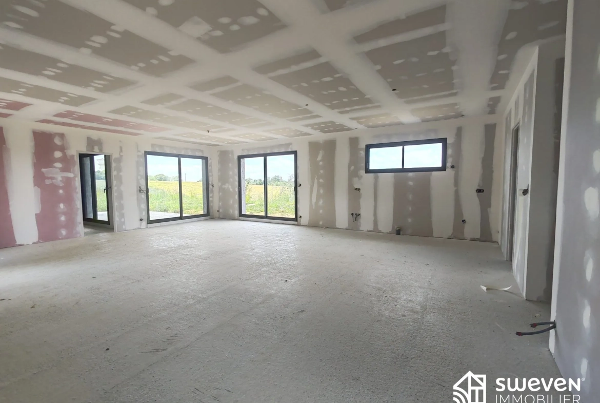 Maison construite en 2024 à terminer avec grand terrain à Lilhac (31230) 
