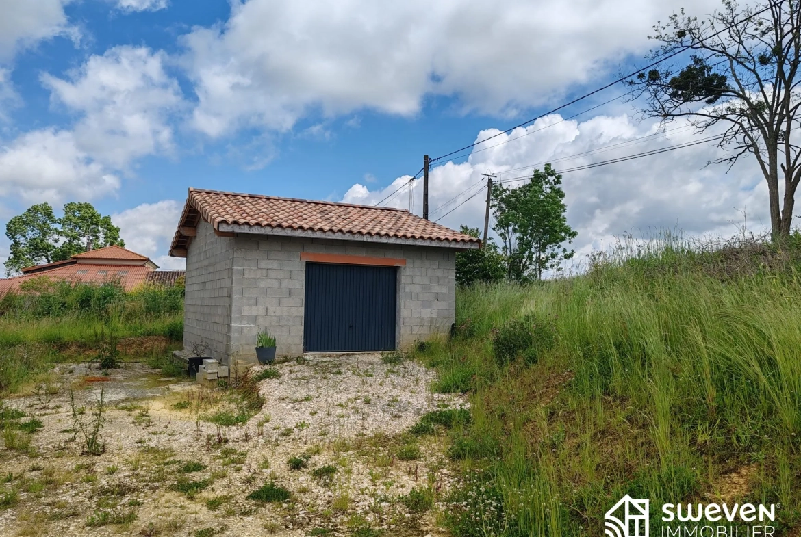 Maison construite en 2024 à terminer avec grand terrain à Lilhac (31230) 